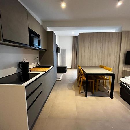 Bilo - Apartments For Rent Trento Exterior photo
