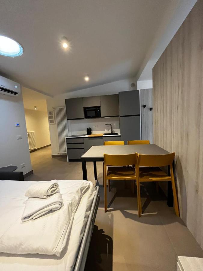 Bilo - Apartments For Rent Trento Exterior photo